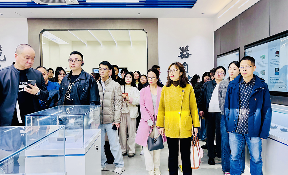 鄞州区人社局赴我司开展职业技能等级评价走访交流活动(图2)