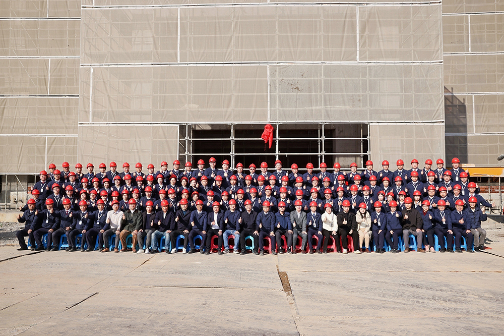 精成智控“年产 3000 万只汽车执行器生产项目”厂房喜封金顶(图6)